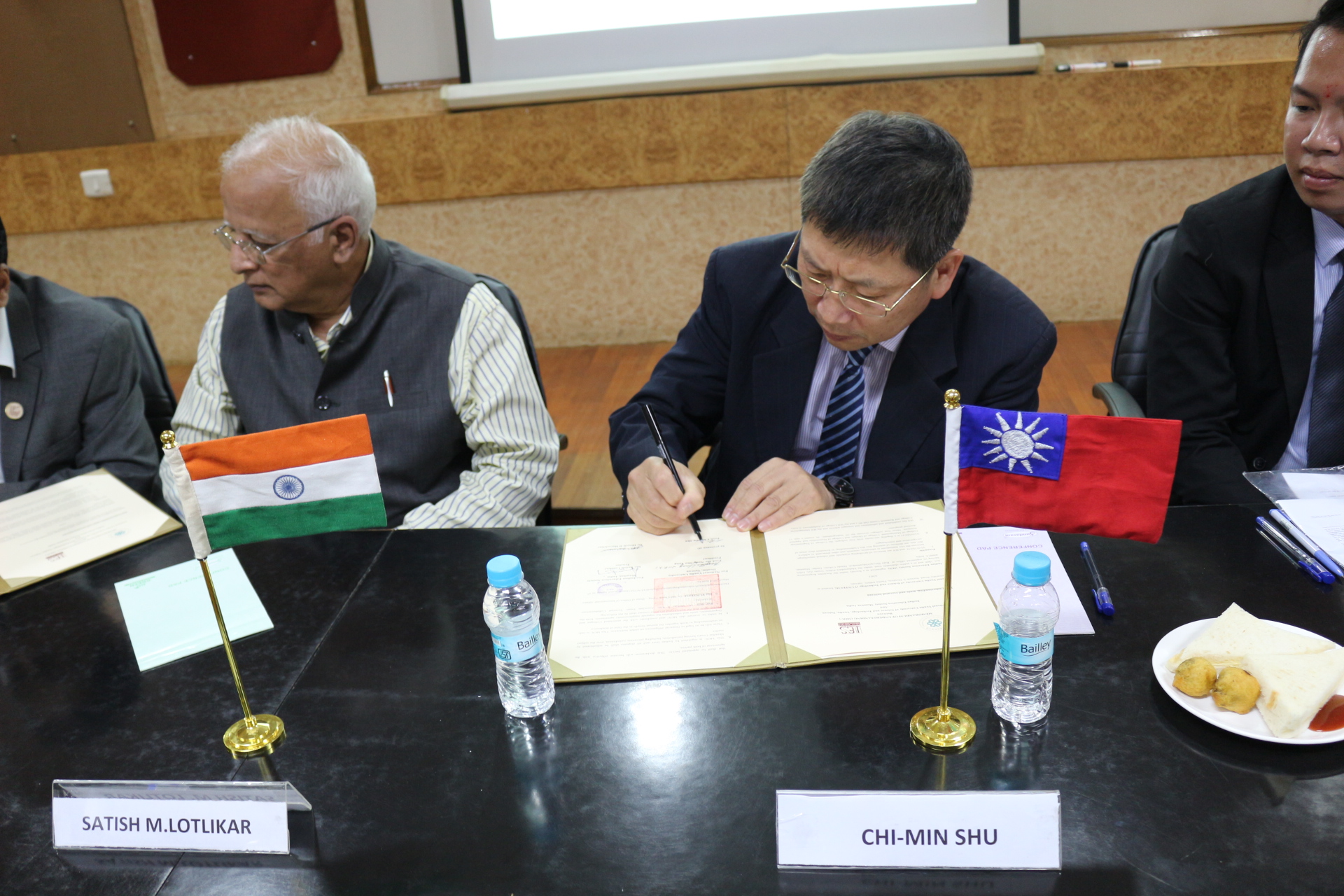 20180305 雲科大與印度孟買IES簽約儀式